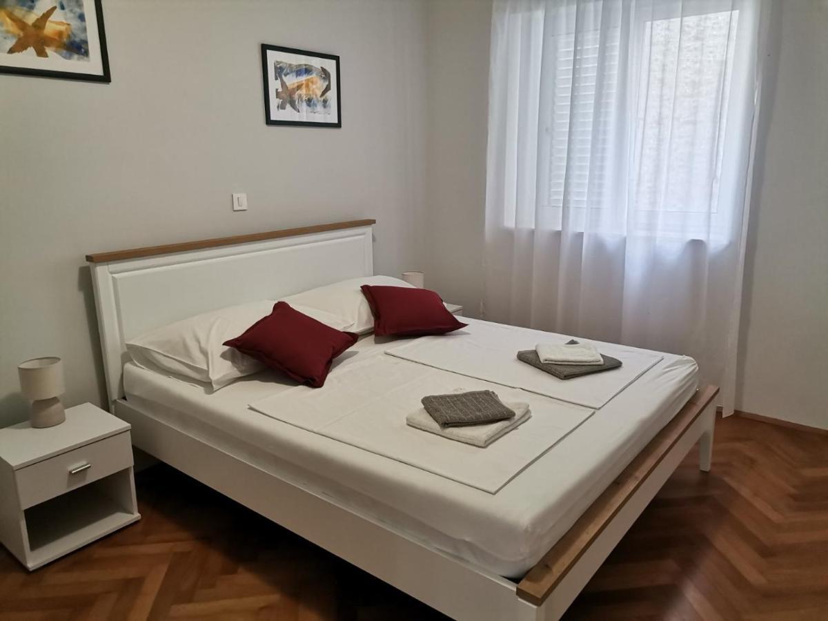 Apartman Mihaela Apartment Rab Town Ngoại thất bức ảnh